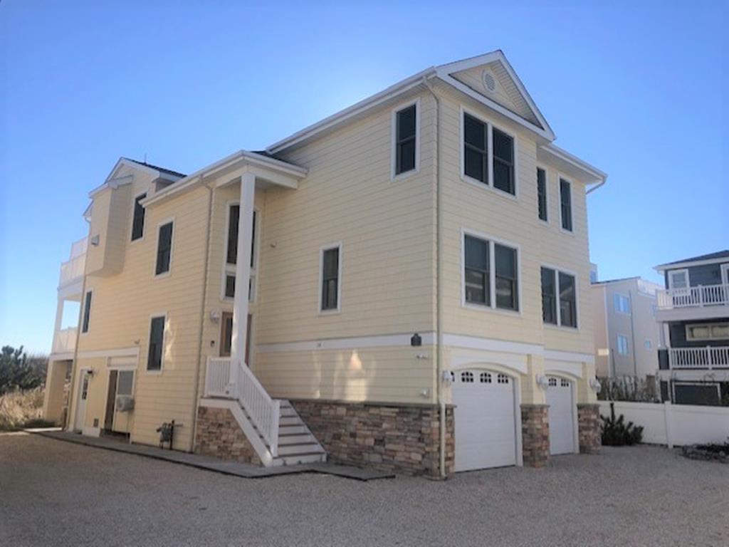14 E. Gloucester Avenue, Harvey Cedars
