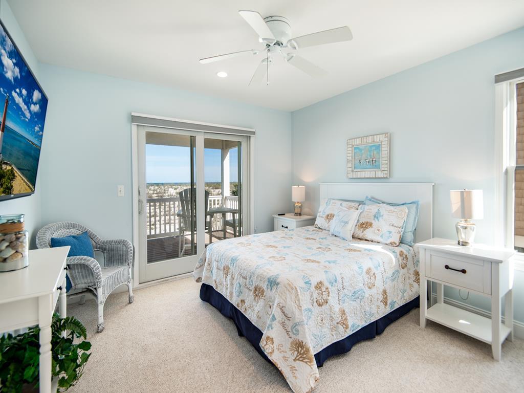 14 E. Gloucester Avenue, Harvey Cedars (Ocean Front)