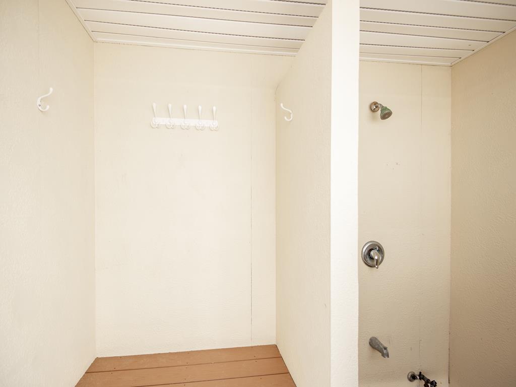 14 E. Gloucester Avenue, Harvey Cedars (Ocean Front)