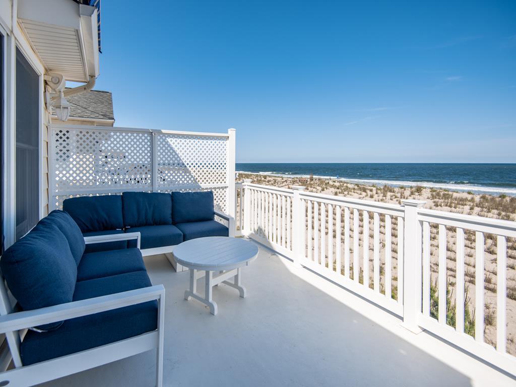 14 E. Gloucester Avenue, Harvey Cedars (Ocean Front)