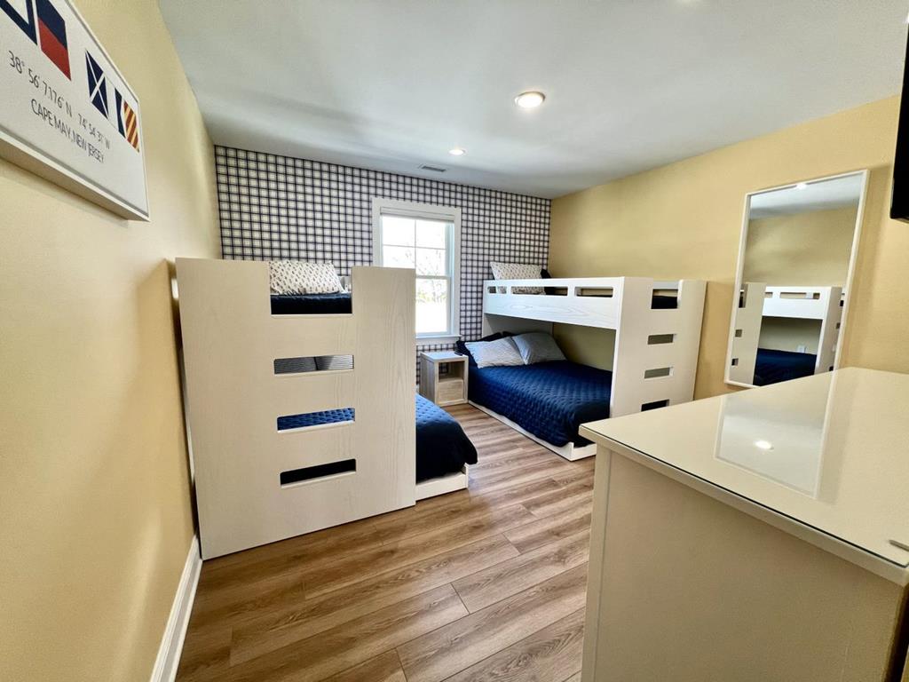 New Modern House with pool! | Photo 21