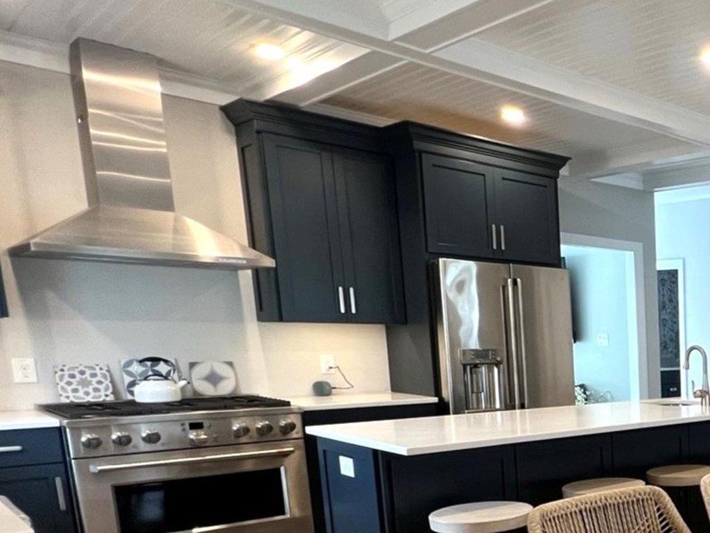 New Modern House with pool! | Photo 8