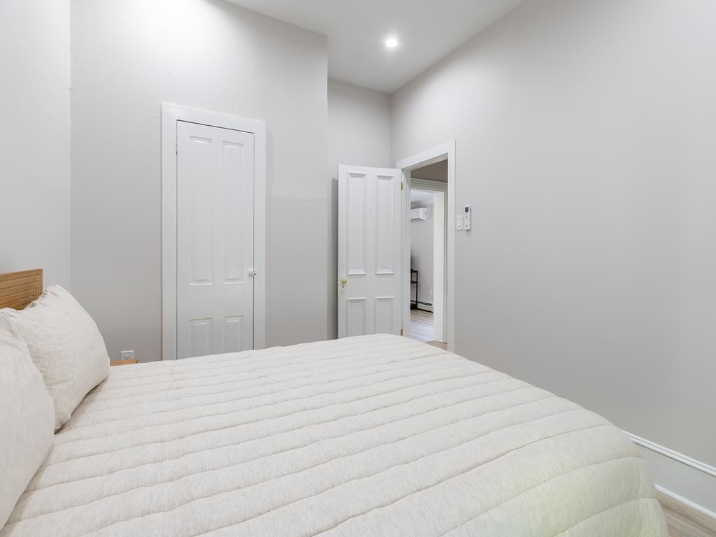 Newly Renovated - 9 Bedroom Rental - Sleeps 25 | Photo 31