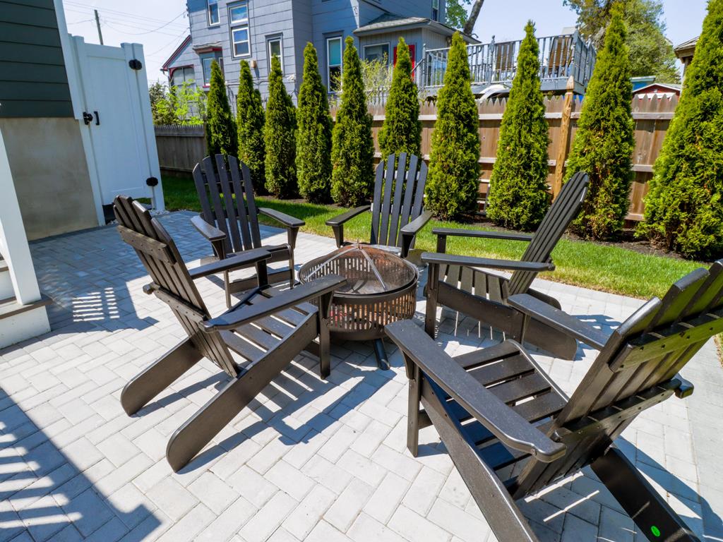 Sweet On Sunset! Brand New Construction! | Photo 37