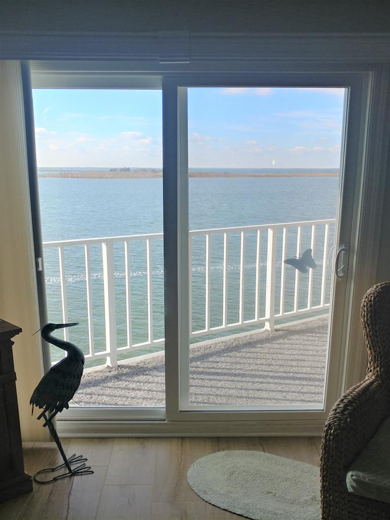 310 S. West Avenue, Beach Haven (Bay Front)