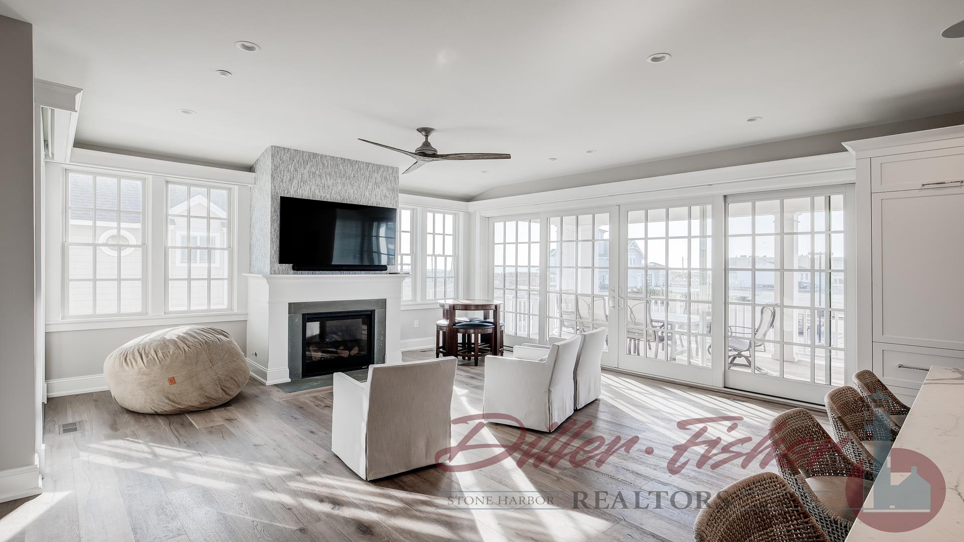 9400 First Avenue, Stone Harbor (Beach Block) - Picture 5