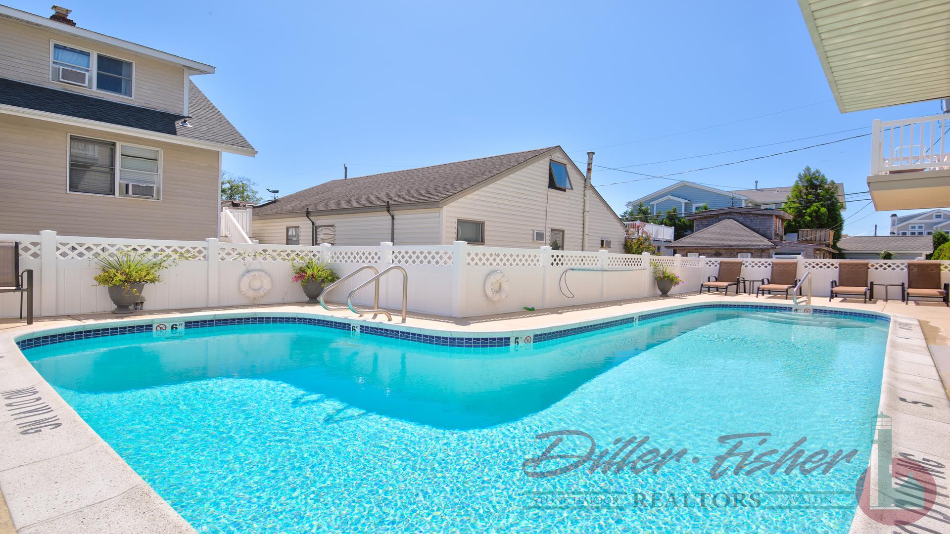 10726 Third Avenue, Stone Harbor (Mid-Island)
