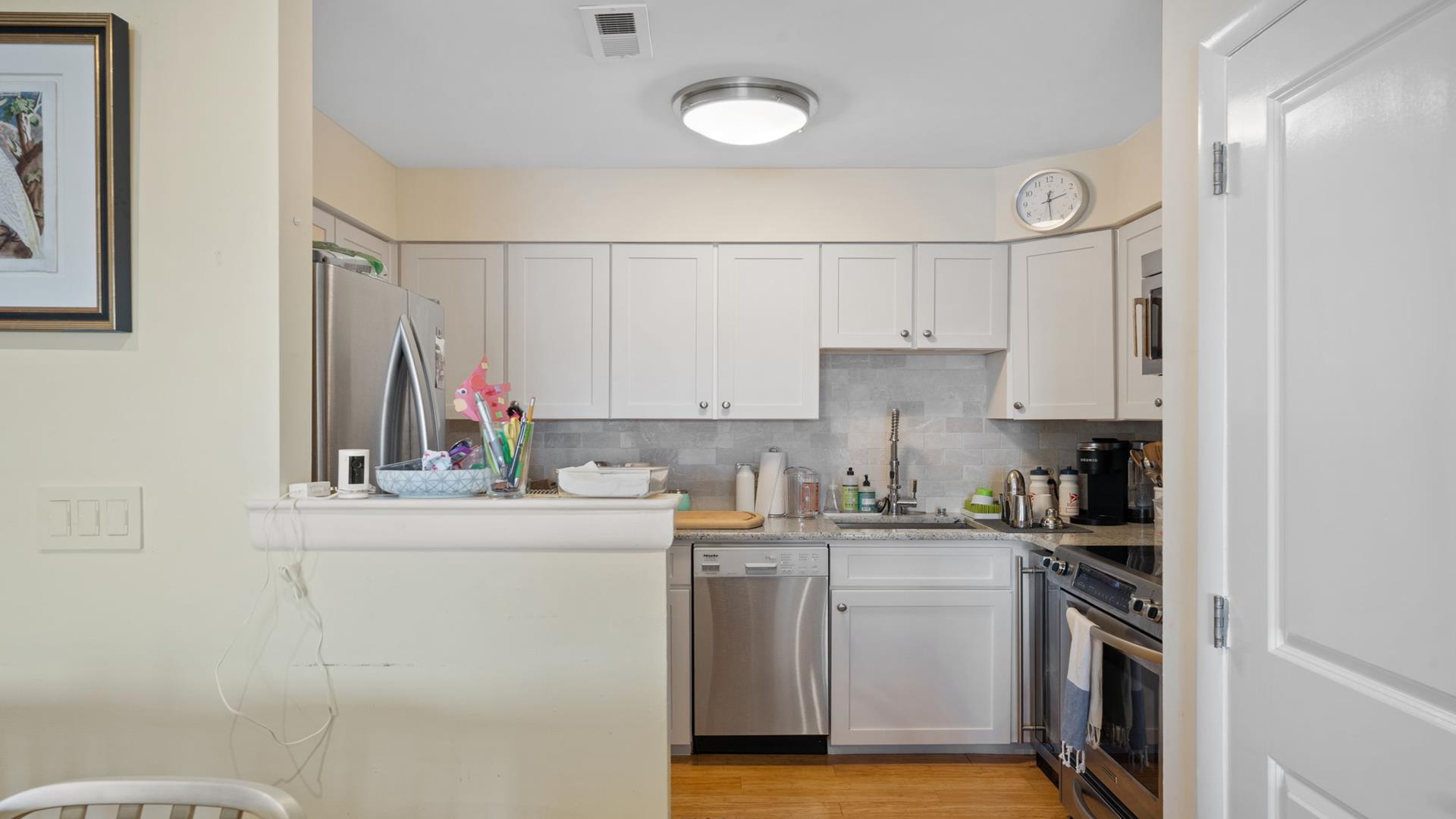 10726 Third Avenue, Stone Harbor (Mid-Island)