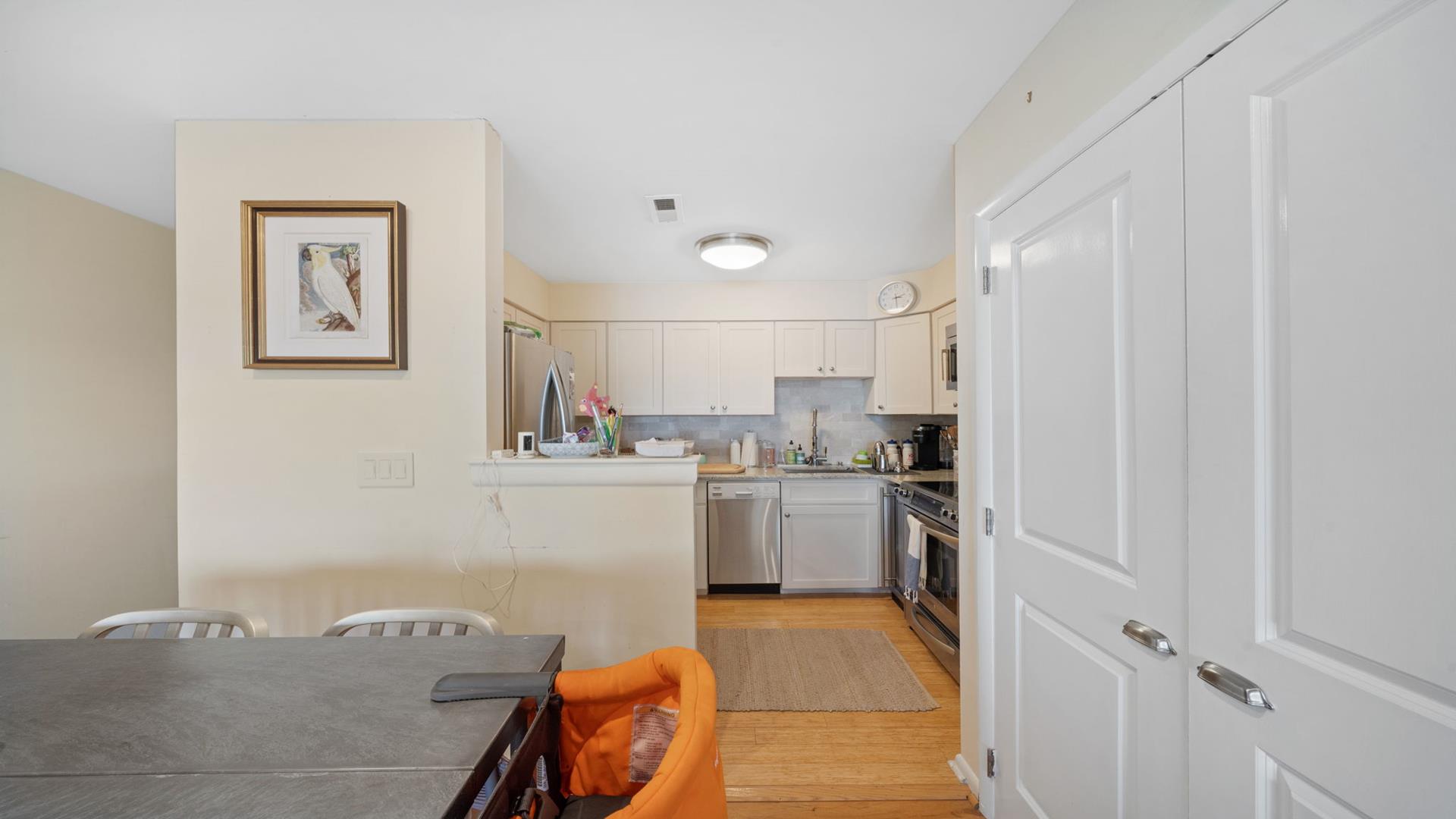 10726 Third Avenue, Stone Harbor (Mid-Island)