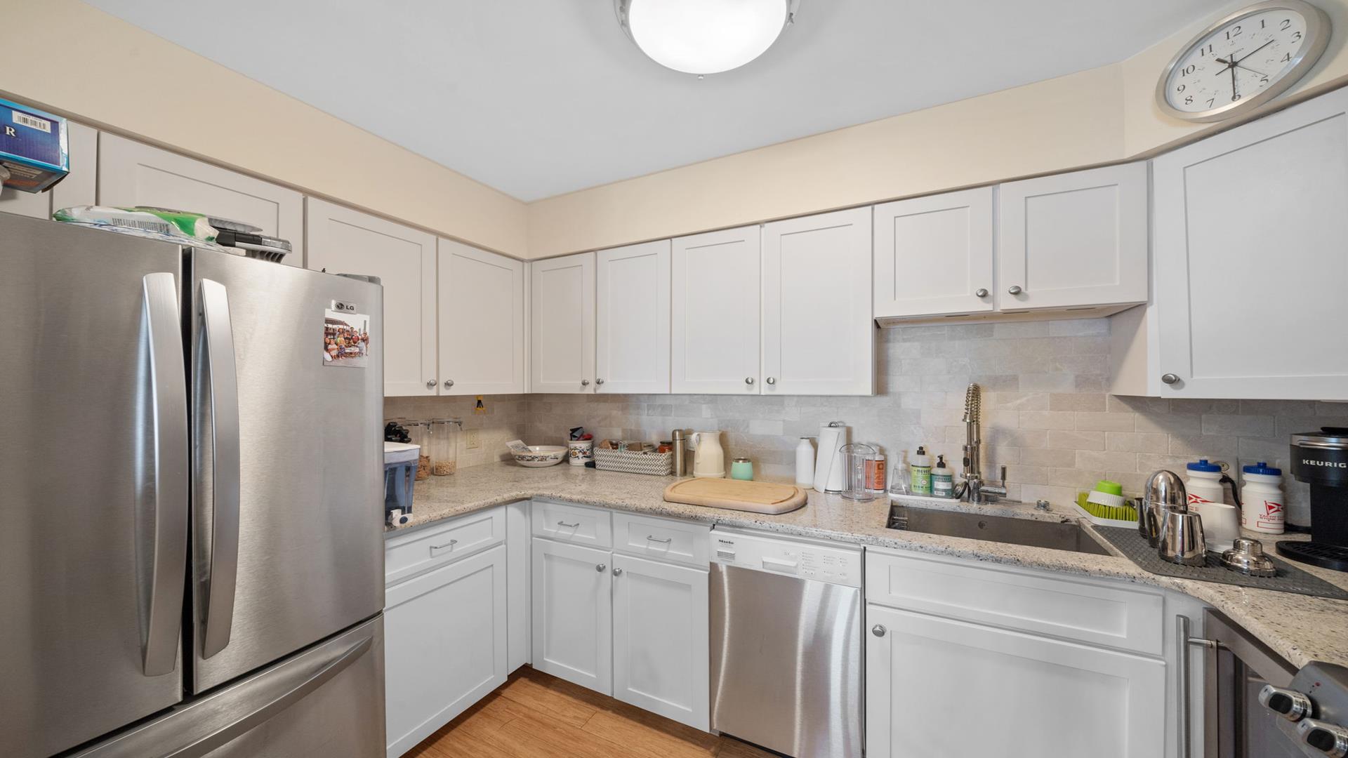 10726 Third Avenue, Stone Harbor (Mid-Island)