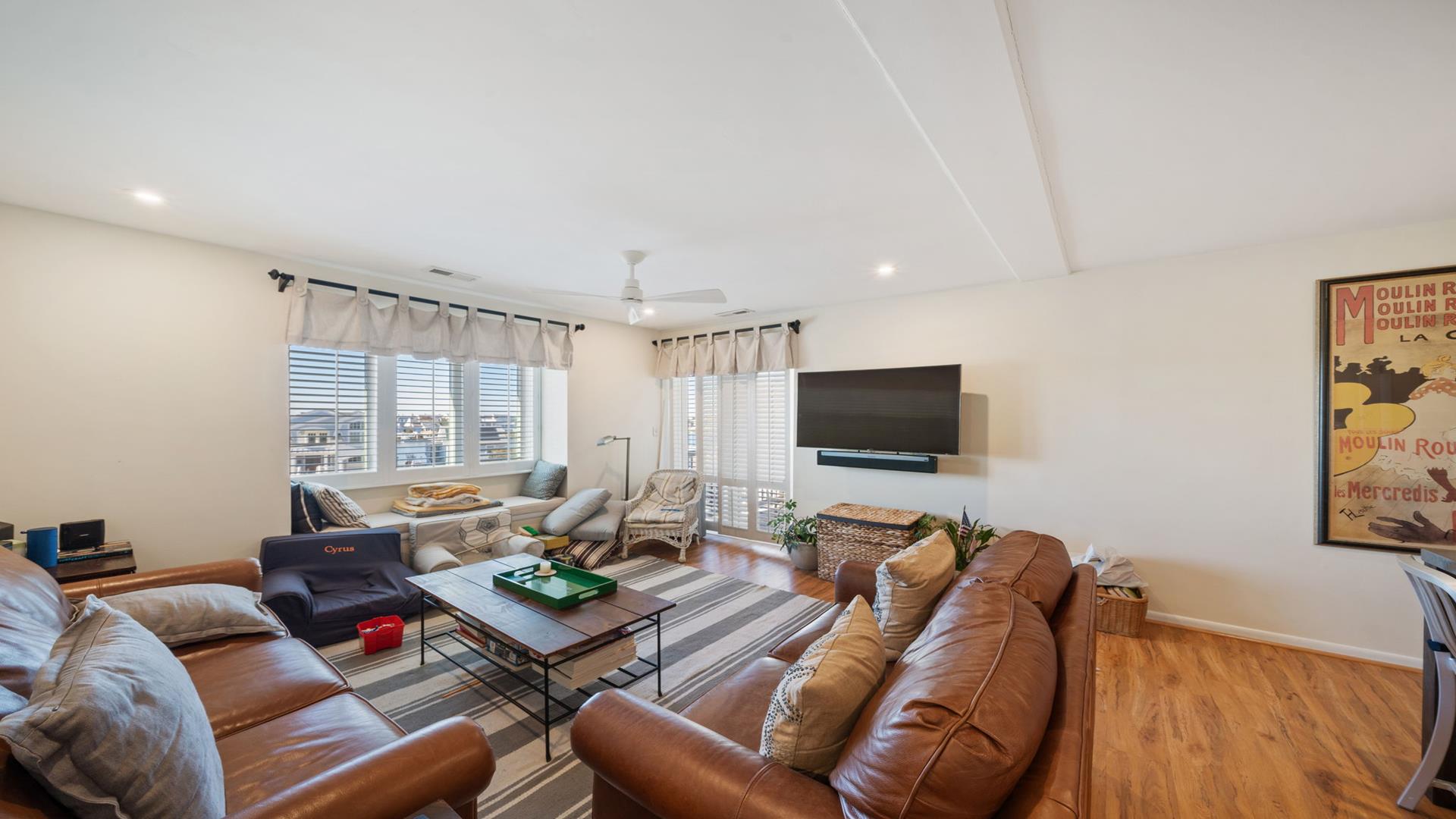 10726 Third Avenue, Stone Harbor (Mid-Island)