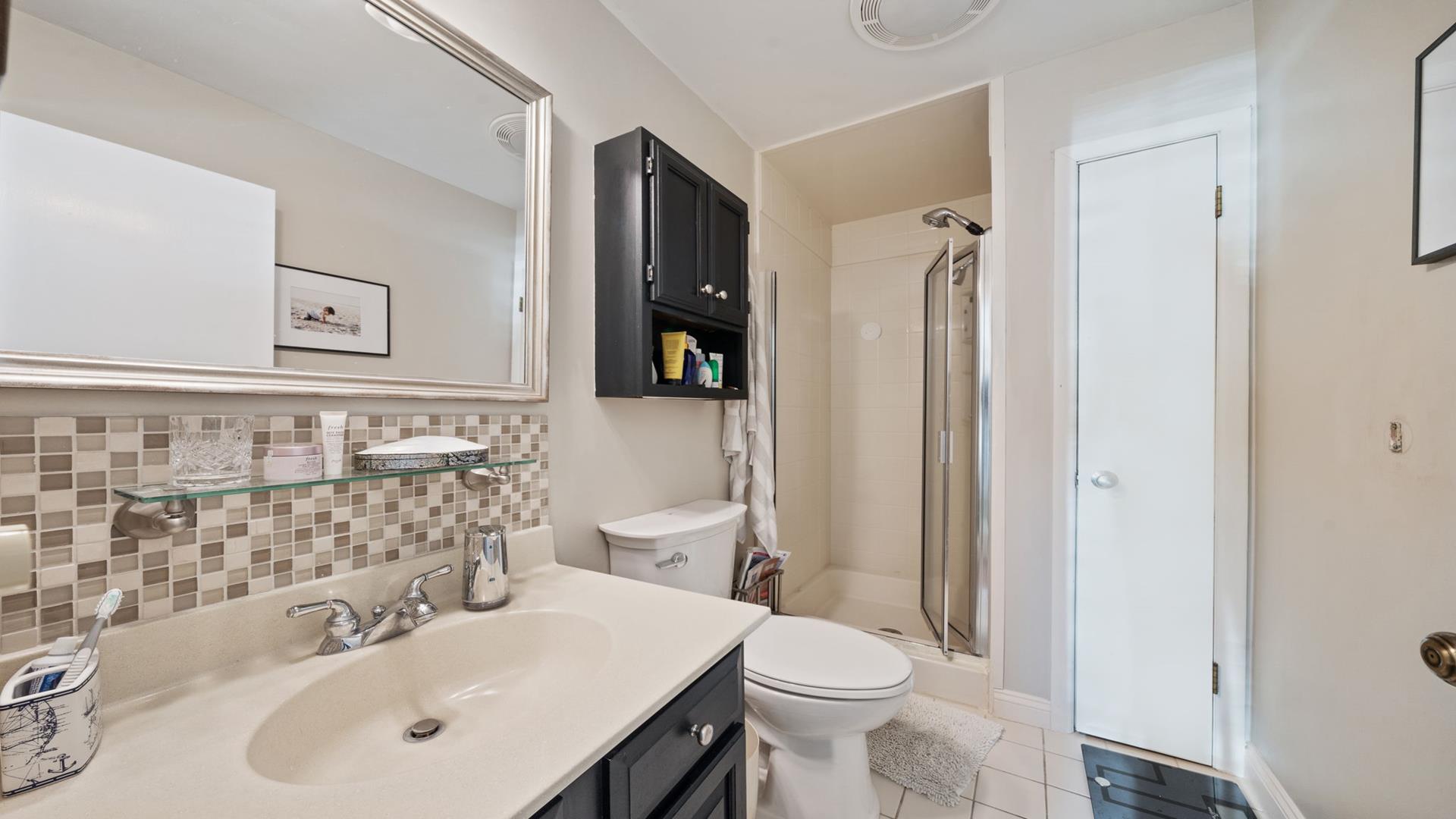 10726 Third Avenue, Stone Harbor (Mid-Island)
