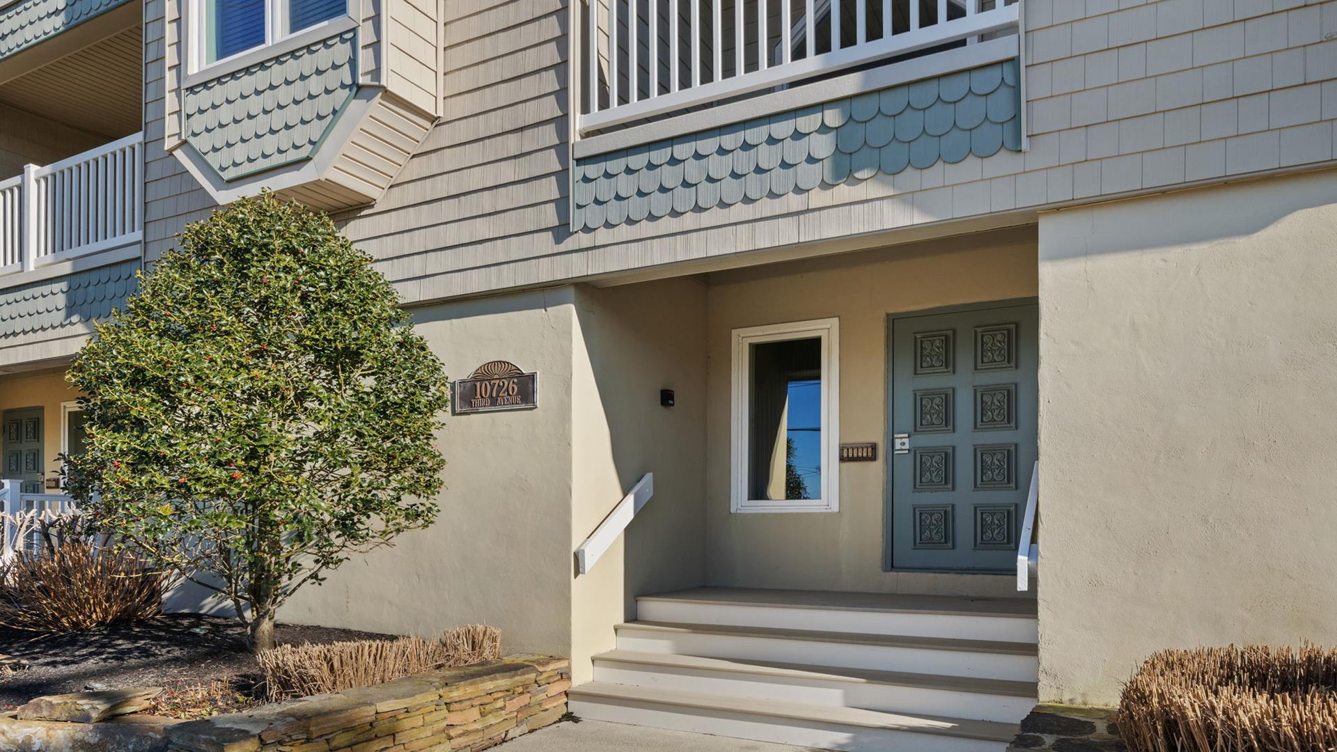 10726 Third Avenue, Stone Harbor (Mid-Island)