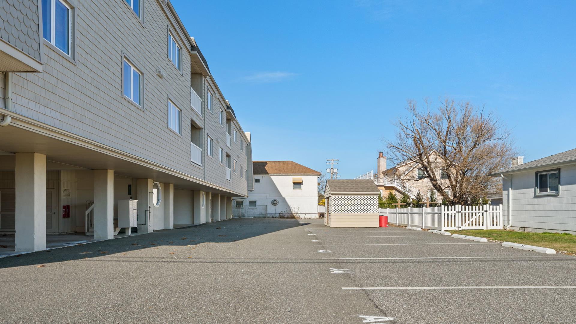10726 Third Avenue, Stone Harbor (Mid-Island)