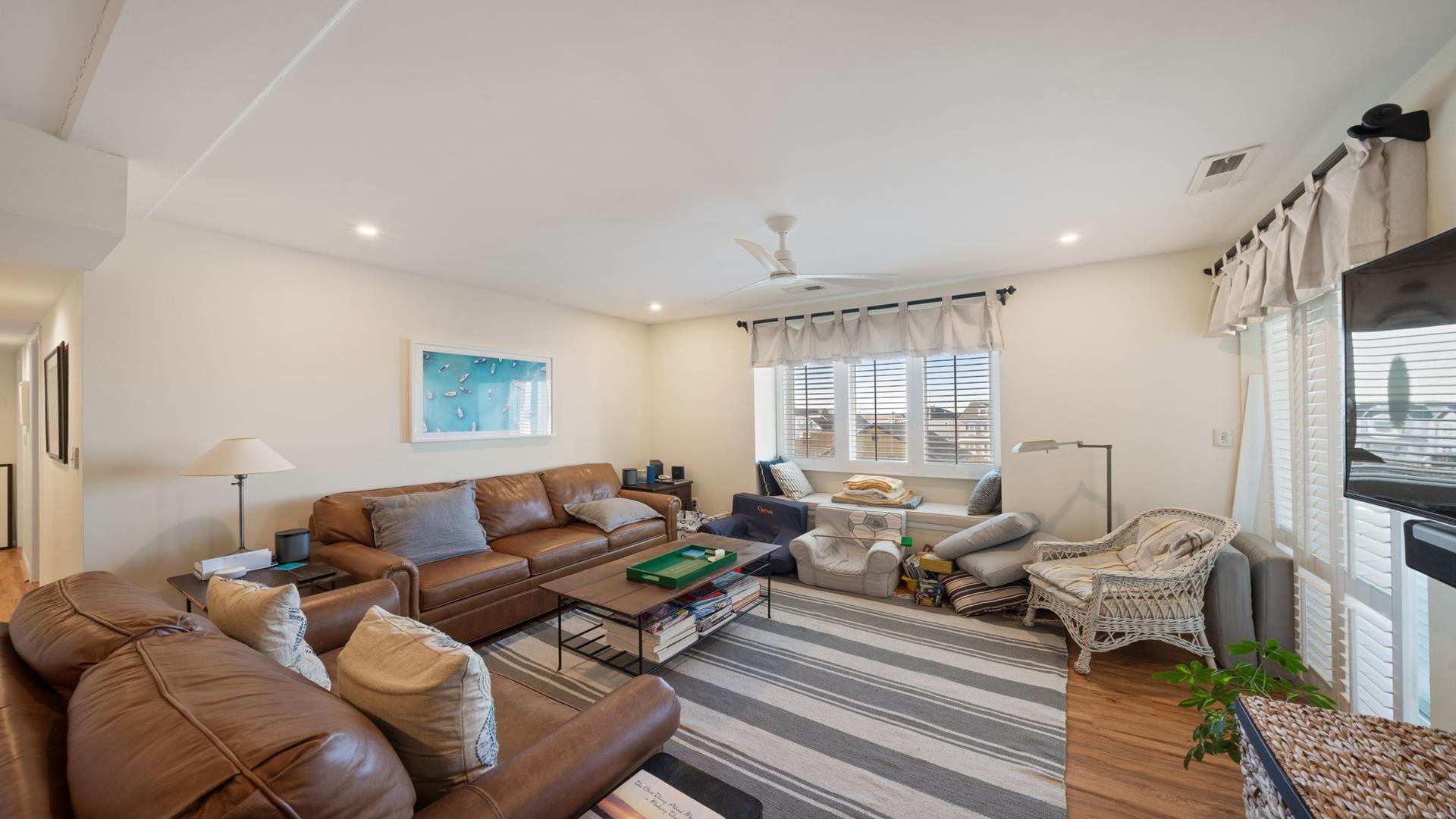 10726 Third Avenue, Stone Harbor (Mid-Island)