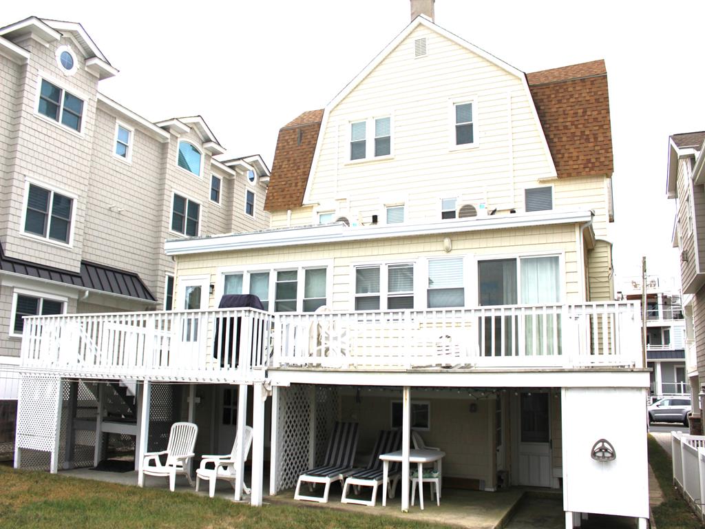 15 51st Street, Sea Isle City (Beach Block)