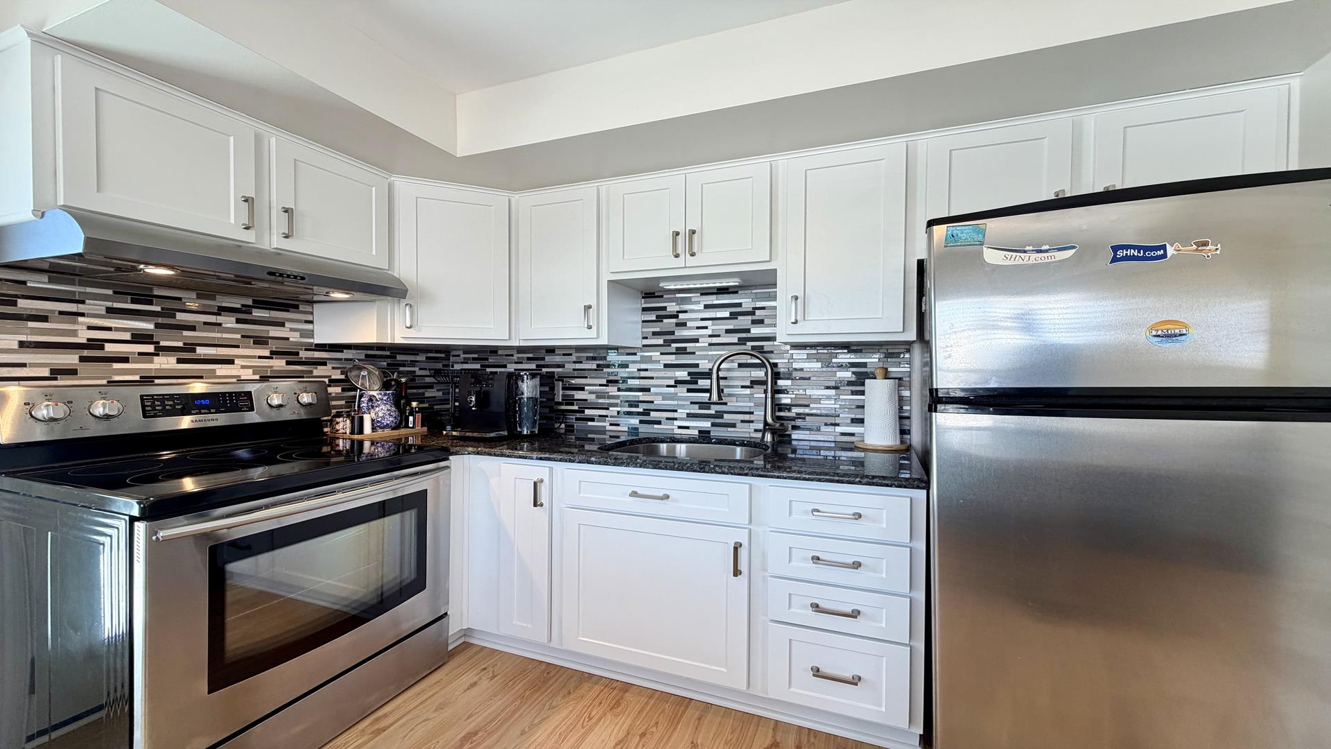 265 98th Street, Stone Harbor (Mid-Island) - Picture 2