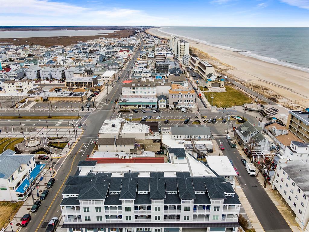 33 42nd Street, Sea Isle City (Beach Block)