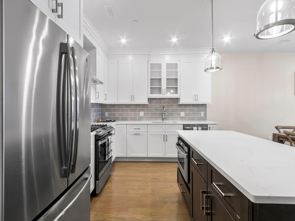 33 42nd Street, Sea Isle City (Beach Block)