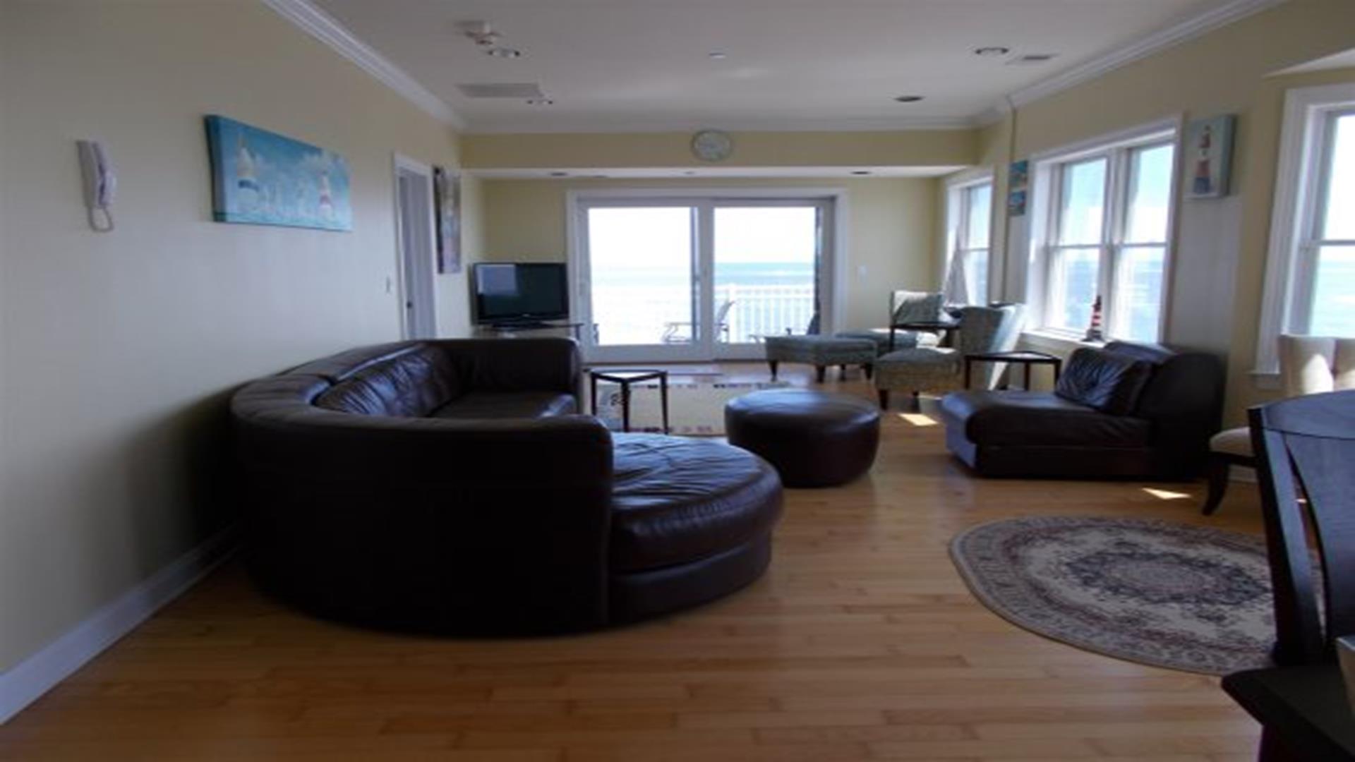 101 West Spruce Avenue, North Wildwood (North Wildwood Beach Side)