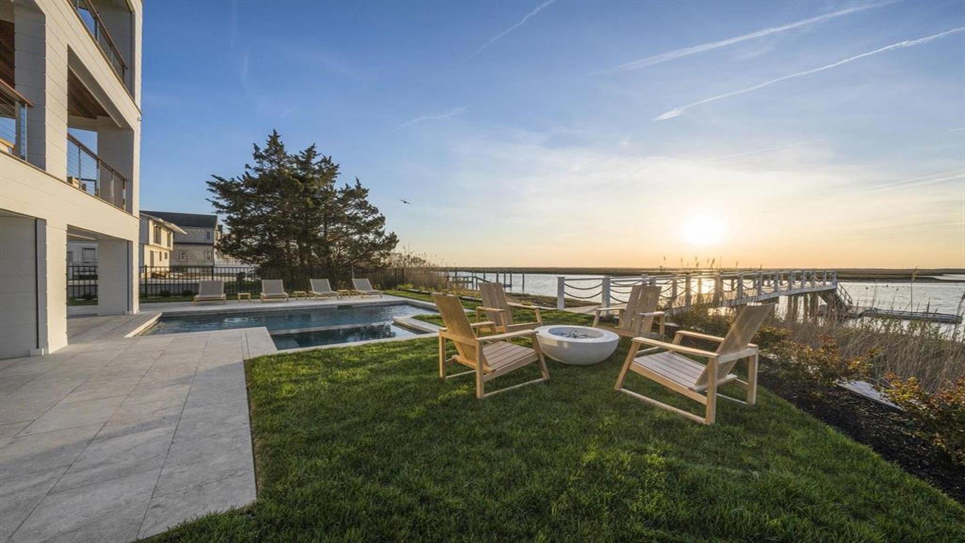 315 58th Street, Avalon (Bay Front)