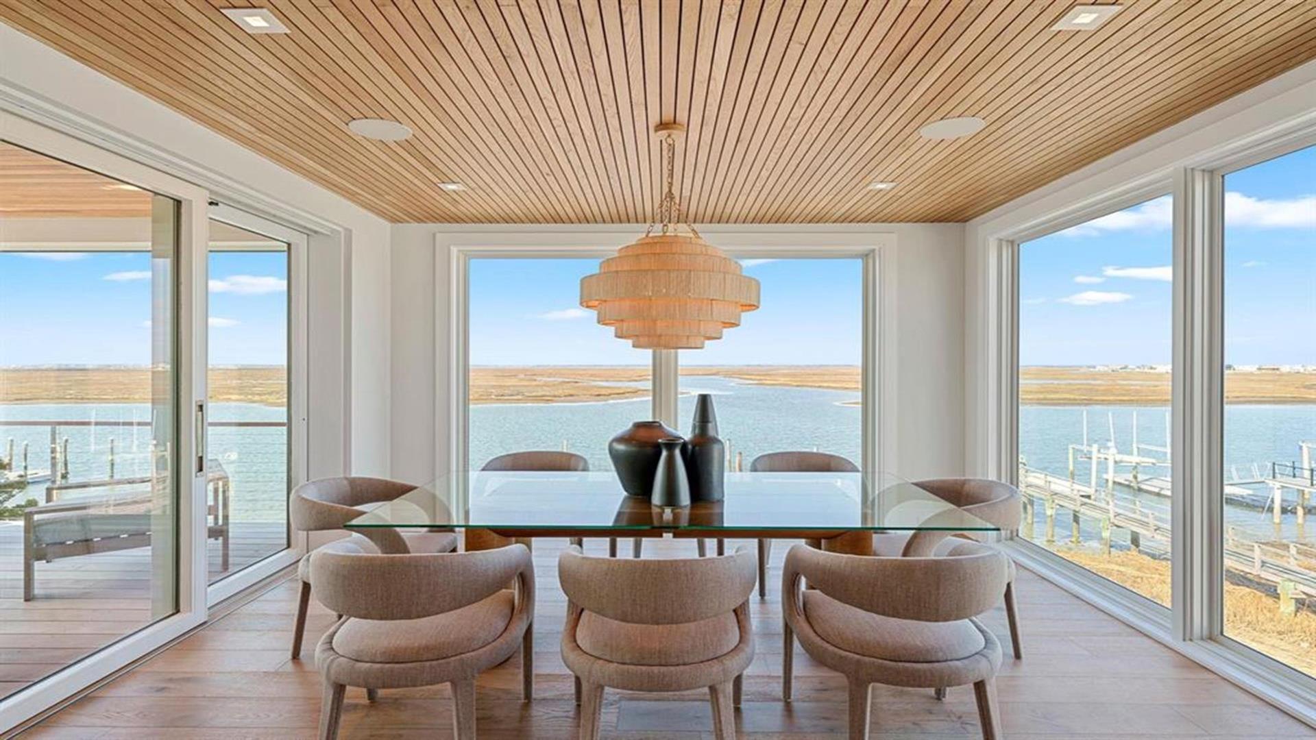 315 58th Street, Avalon (Bay Front)