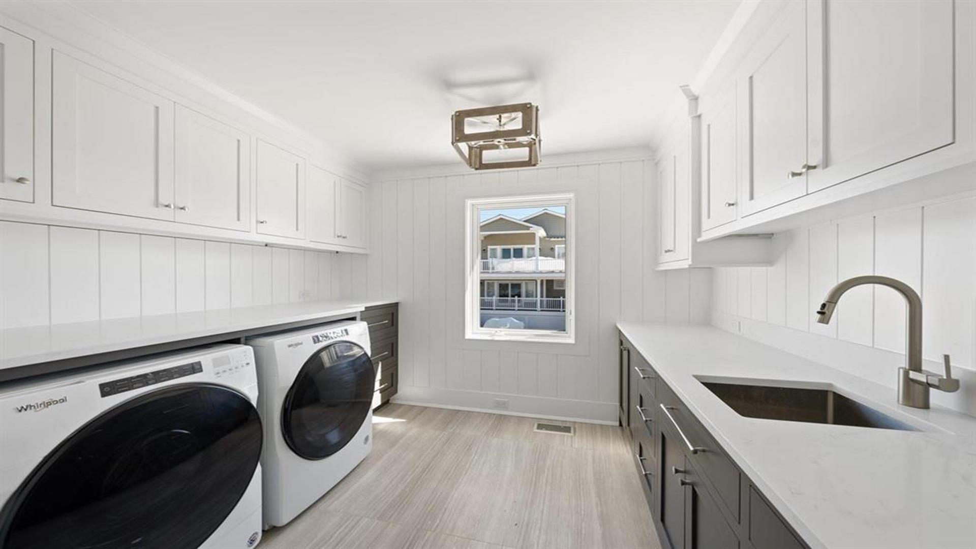 315 58th Street, Avalon (Bay Front)