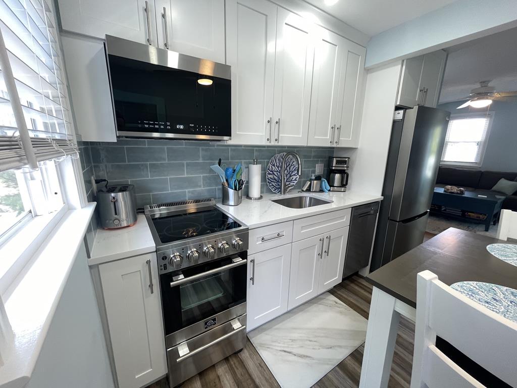 301 Queen Street, Unit 4- Benton Condominium | Photo 17