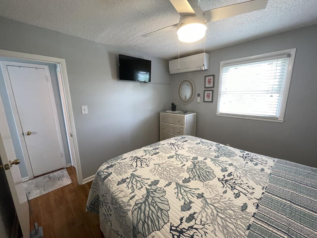 301 Queen Street, Unit 4- Benton Condominium | Photo 20