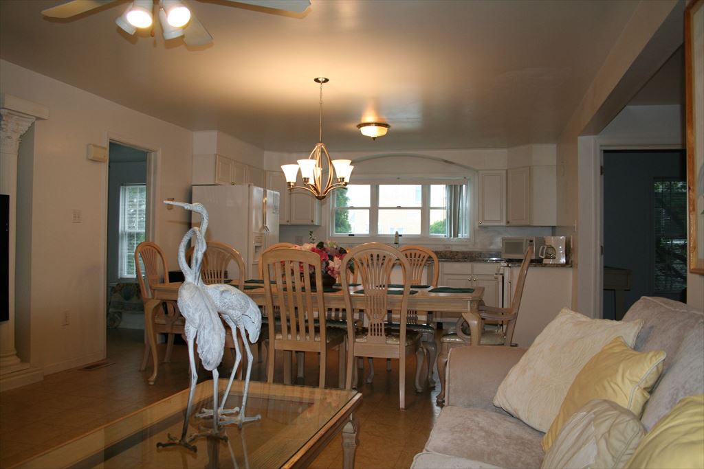 7922 Central Avenue - Picture 