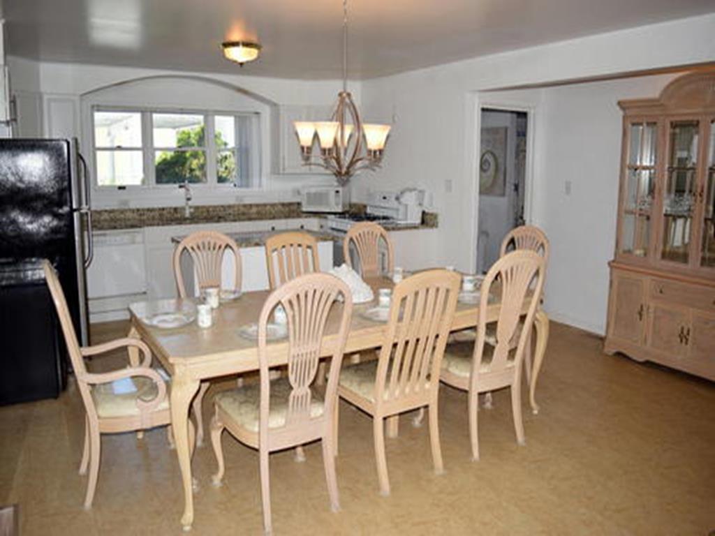 7922 Central Avenue, Sea Isle City (Center)