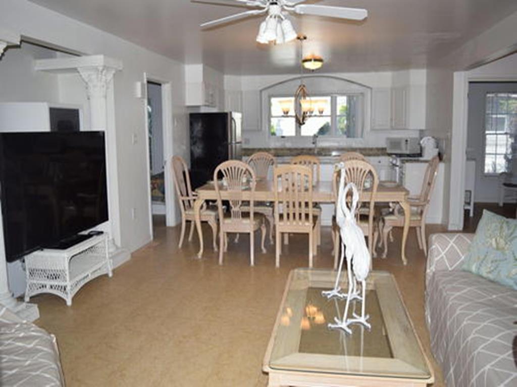 7922 Central Avenue, Sea Isle City (Center)