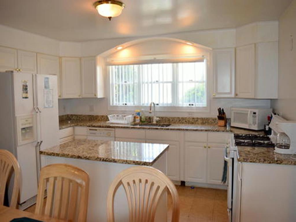 7922 Central Avenue, Sea Isle City (Center)
