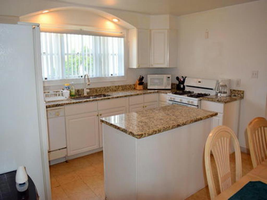 7922 Central Avenue, Sea Isle City (Center)