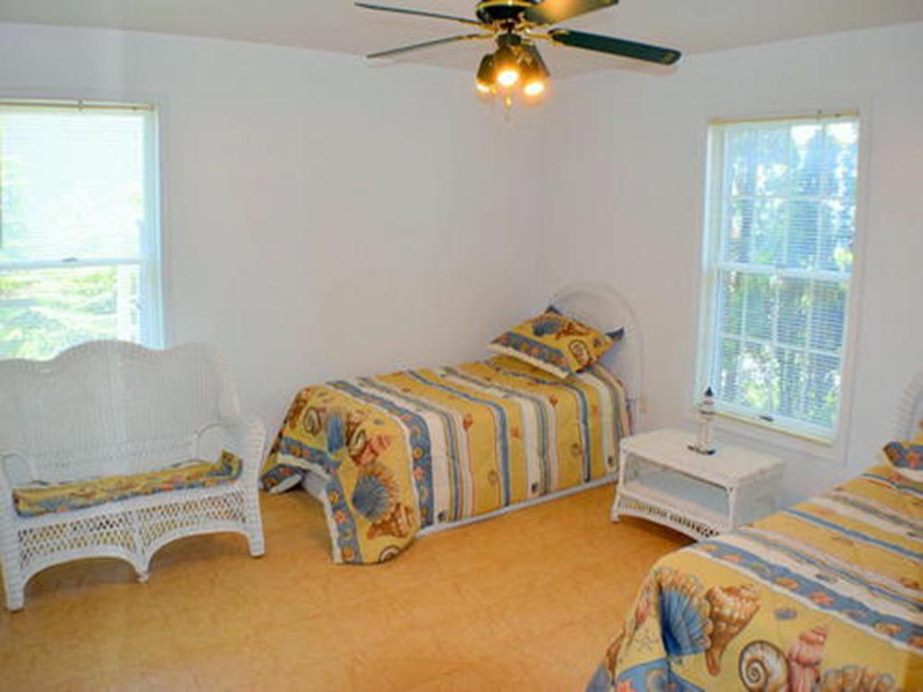 7922 Central Avenue, Sea Isle City (Center)