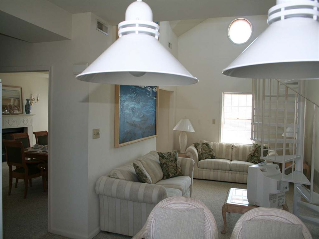 7922 Central Avenue - Picture 