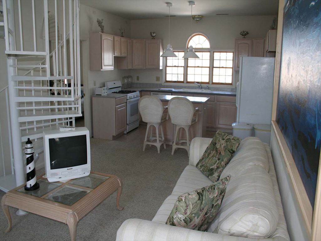 7922 Central Avenue - Picture 