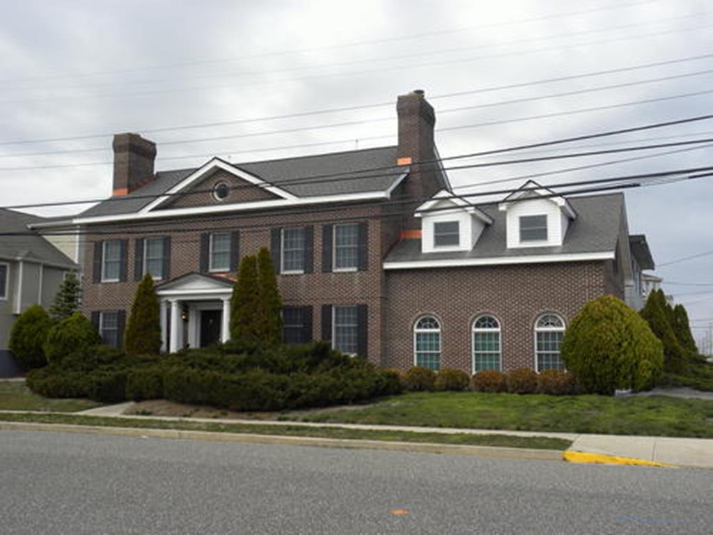 7922 Central Avenue - 