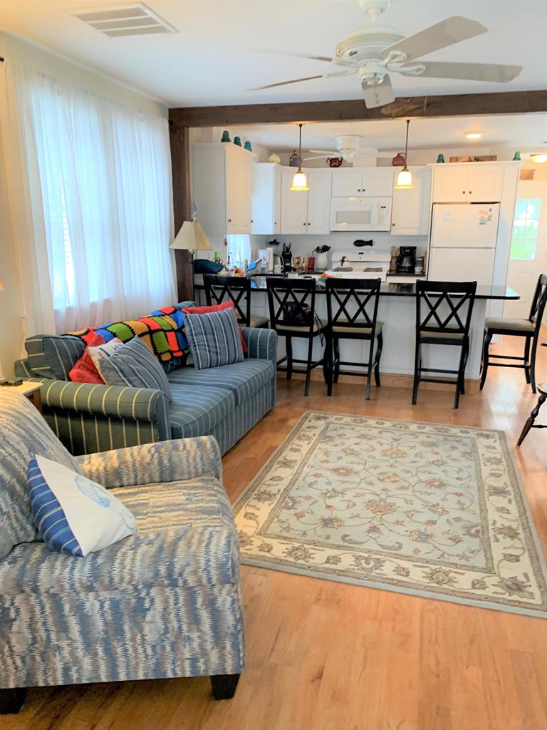 216 W. 17th Street, Ship Bottom (Bay Side)