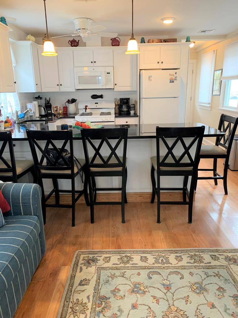 216 W. 17th Street, Ship Bottom (Bay Side)