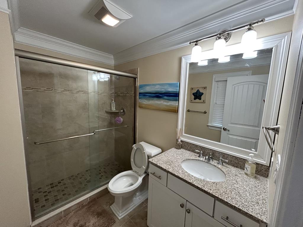 4 Bedrooms with Game Room! 2 Blocks to the Beach! | Photo 15