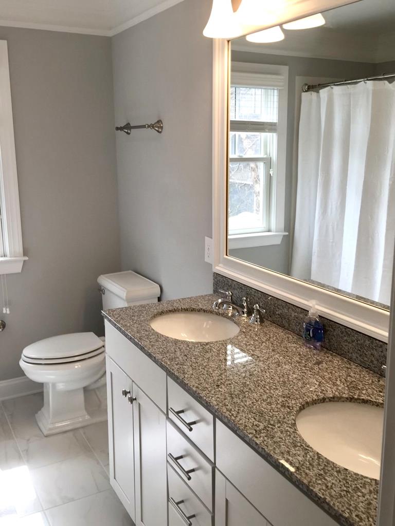 4 Bedrooms with Game Room! 2 Blocks to the Beach! | Photo 21