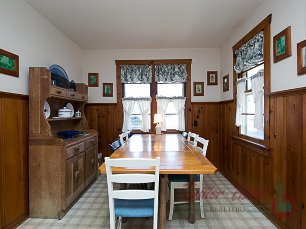 4849 Ocean Drive, Avalon (Center)