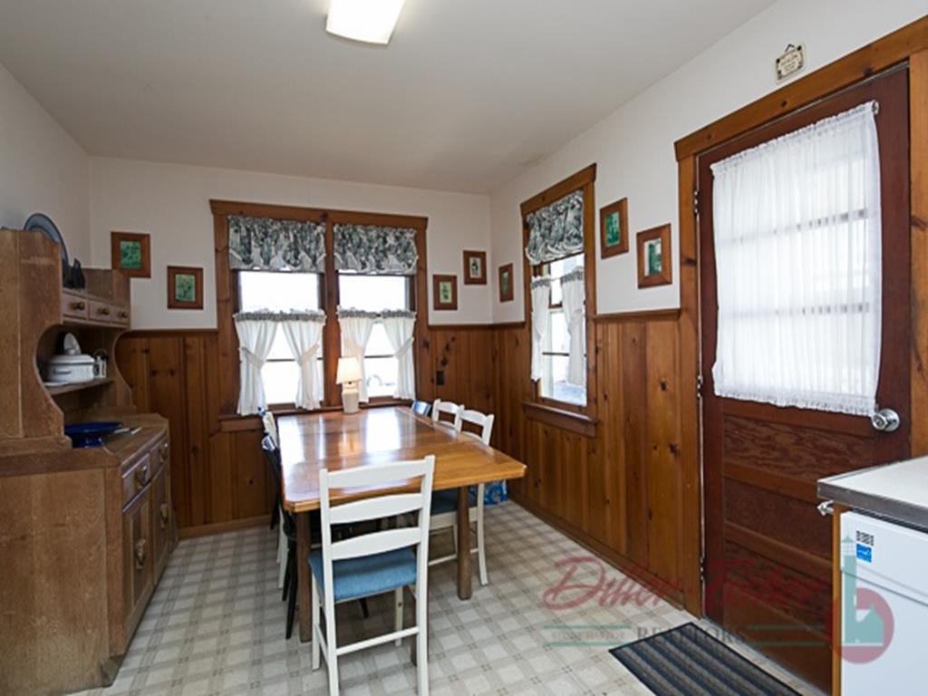 4849 Ocean Drive, Avalon (Center)