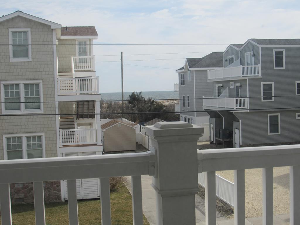 4700 Pleasure Avenue South - Picture 