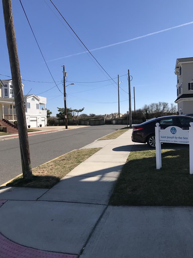 4700 Pleasure Avenue South - Picture 