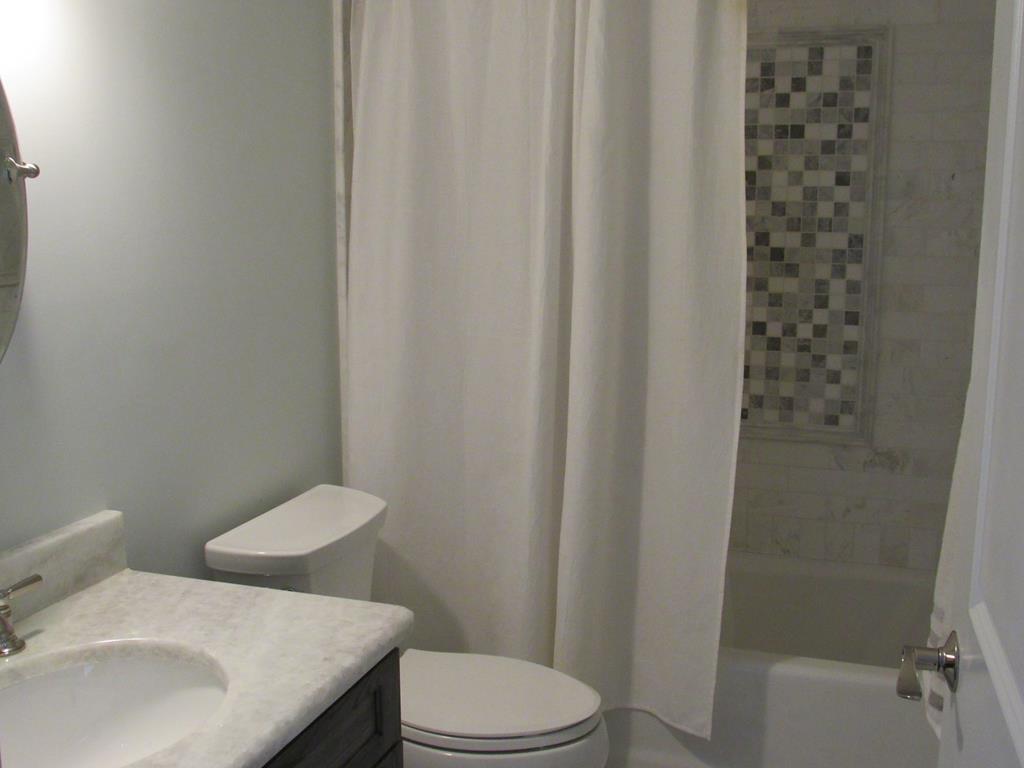 4700 Pleasure Avenue South - Picture 