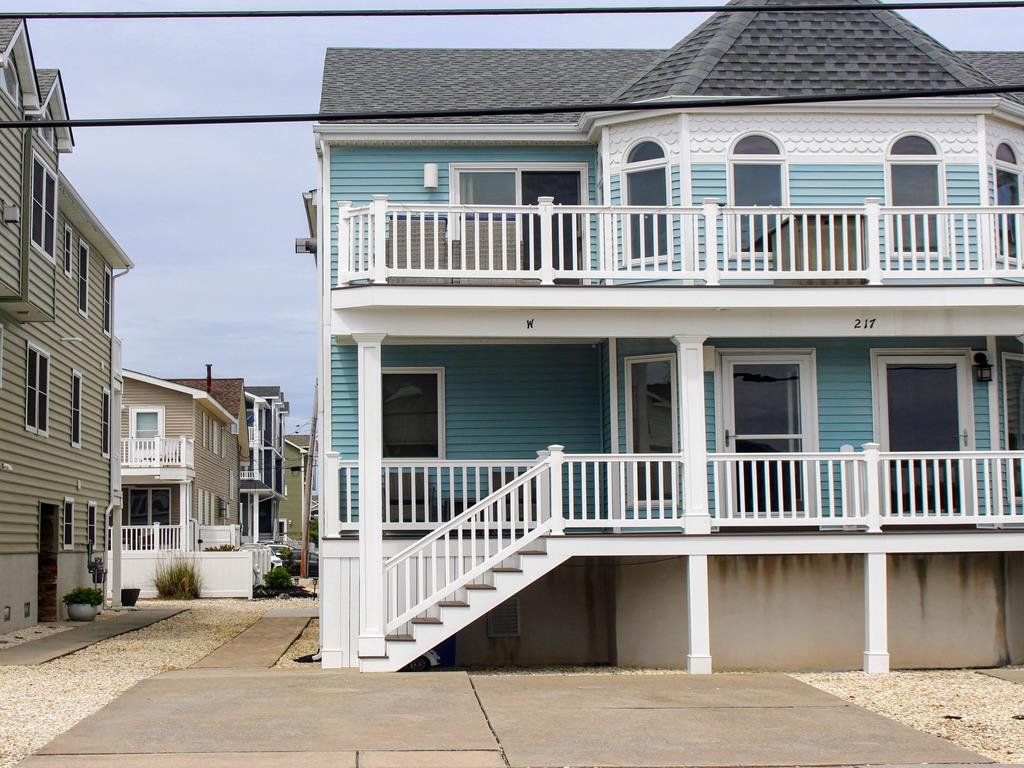217 48th Street - 