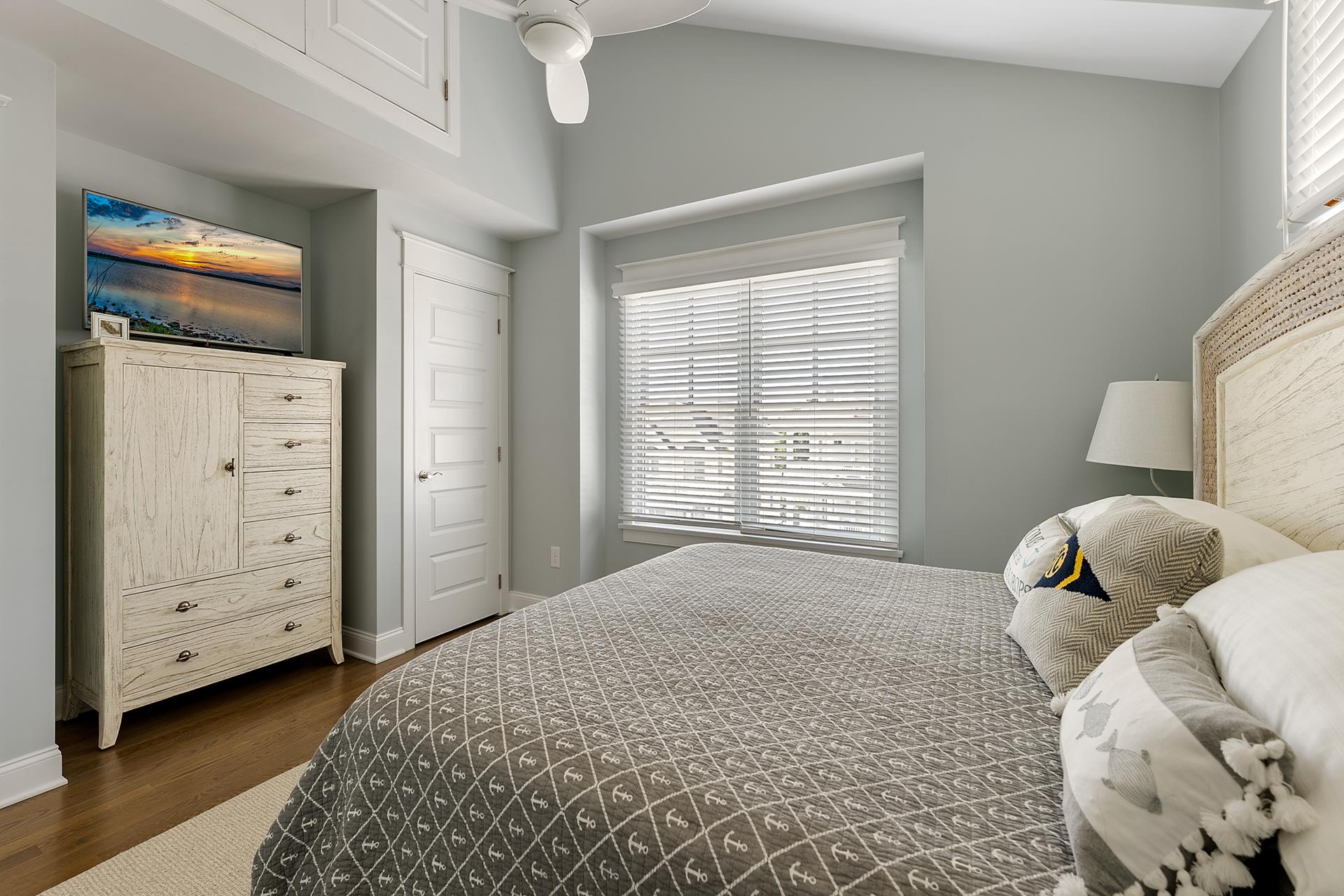 765 Sunrise Drive, Avalon (Bayfront)