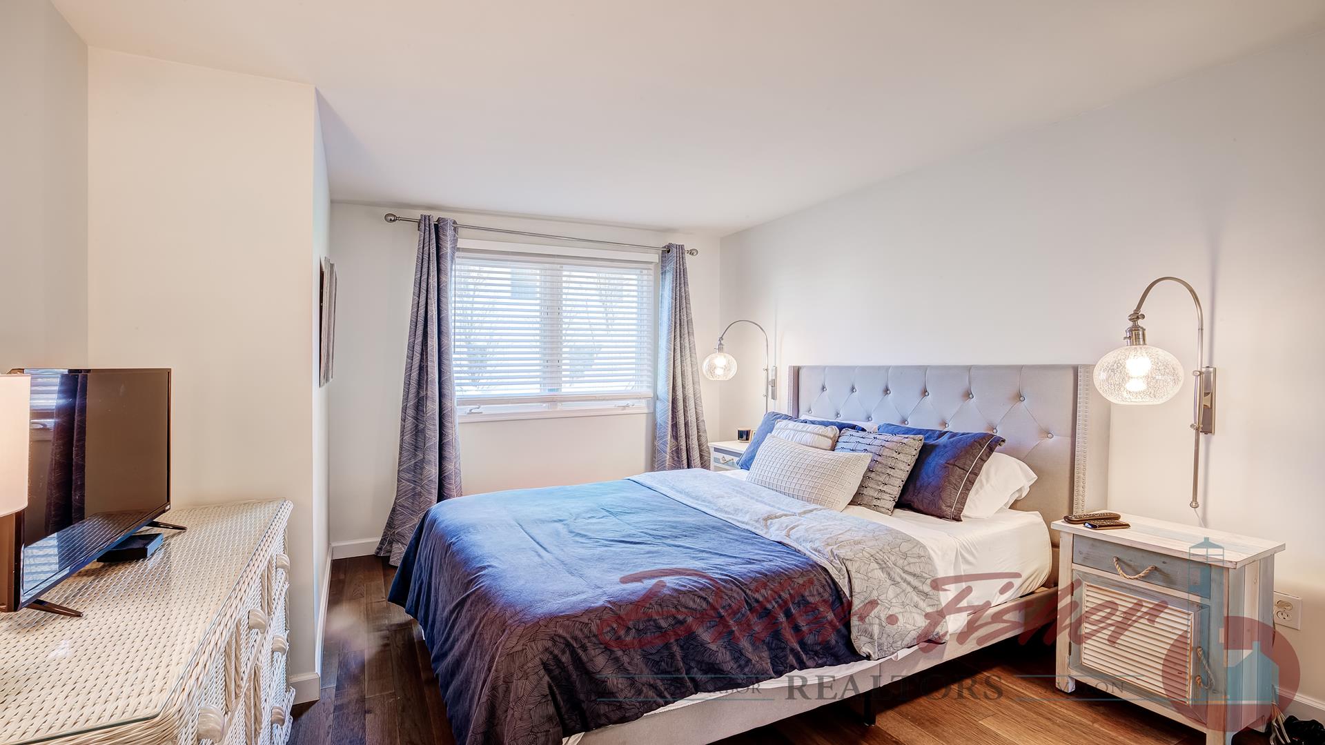 1719 Ocean Drive, Avalon (Mid-Island)